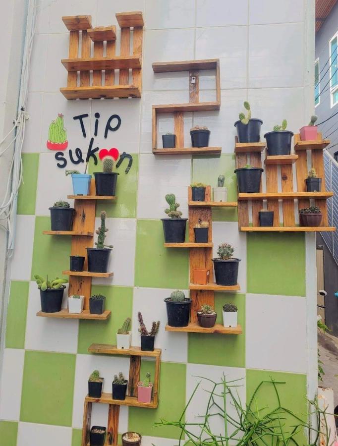 Baan Tipsukon Bed & Breakfast Ko Lan Exterior photo