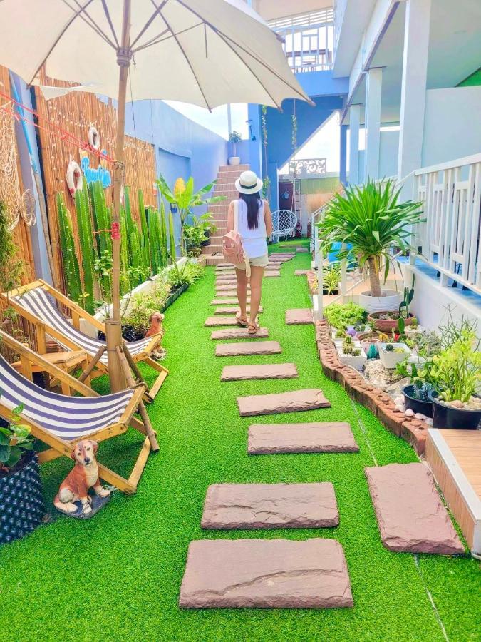Baan Tipsukon Bed & Breakfast Ko Lan Exterior photo