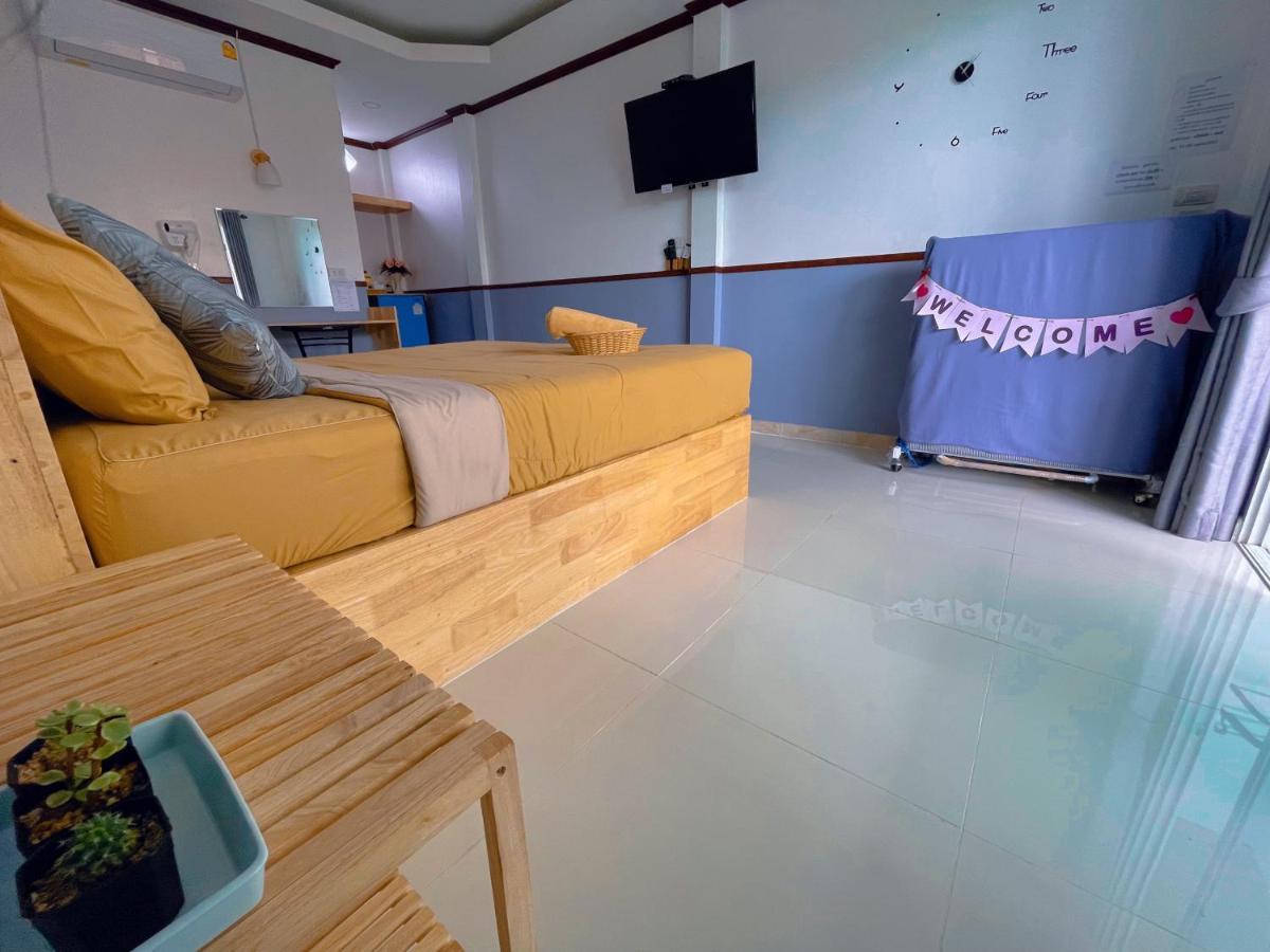 Baan Tipsukon Bed & Breakfast Ko Lan Exterior photo
