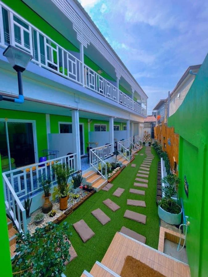 Baan Tipsukon Bed & Breakfast Ko Lan Exterior photo